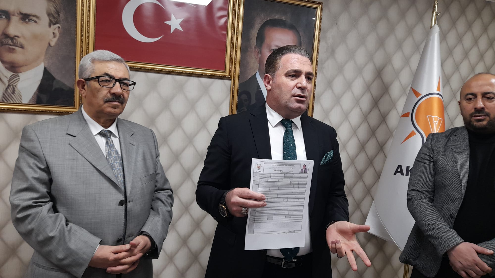 av.-suat-dogan-ak-partiden-aday-adayligini-acikladi-(1).jpeg