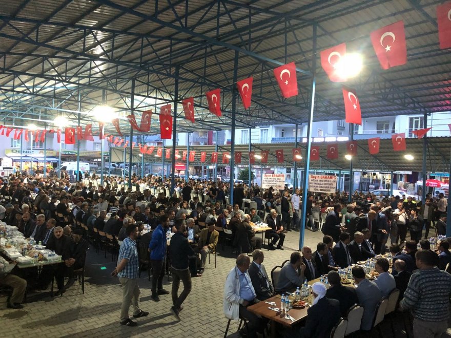 bakan-arslan-kagizman’da-5-bin-kisiyle-iftar-acti-(1).jpg