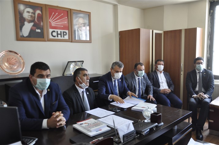 chp-heyeti,-ciftcinin-sorunlarini-ankara’ya-tasiyacak-(1).jpg