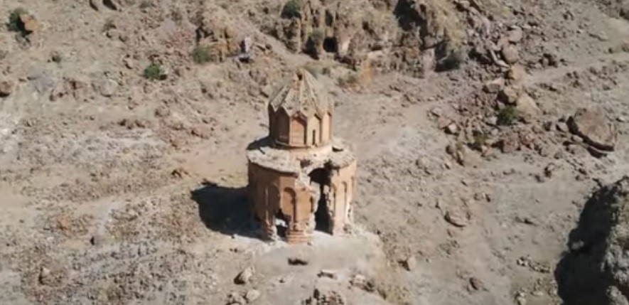 digor’da-bulunan-5-kiliseler-yikiliyor-(1).jpg
