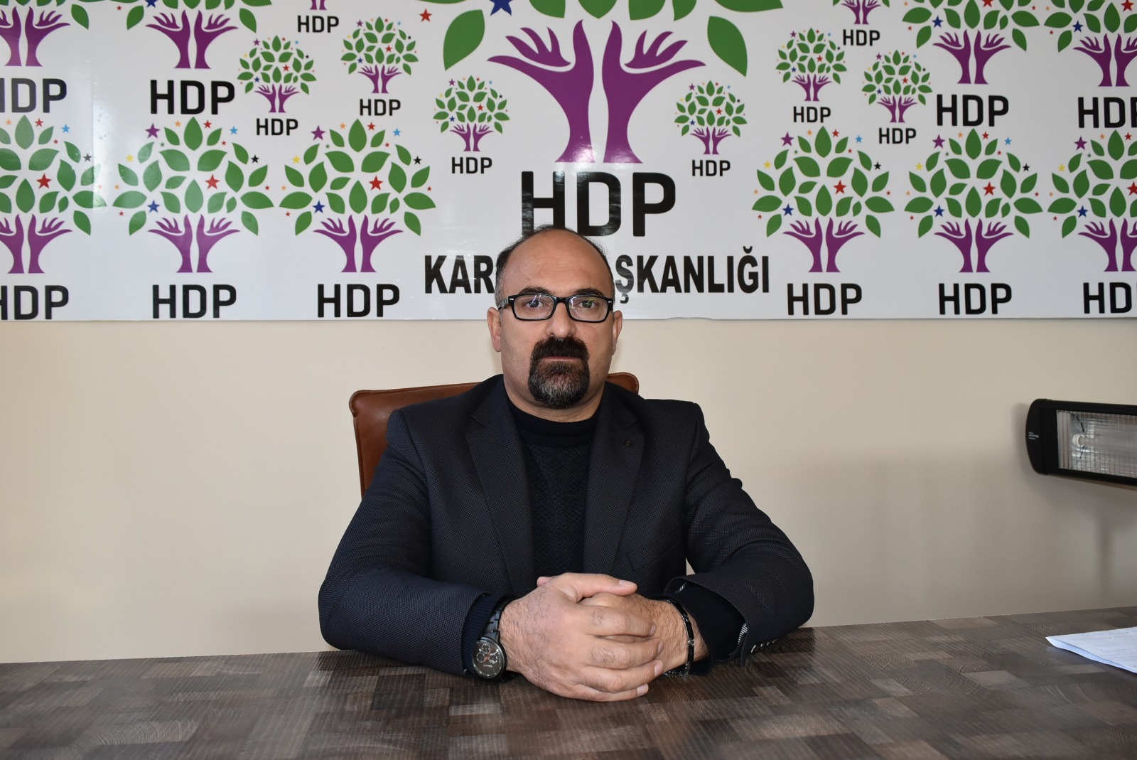 hdp’li-anli-“kars’tan-2-milletvekili-cikaracagiz!”-(2).jpeg