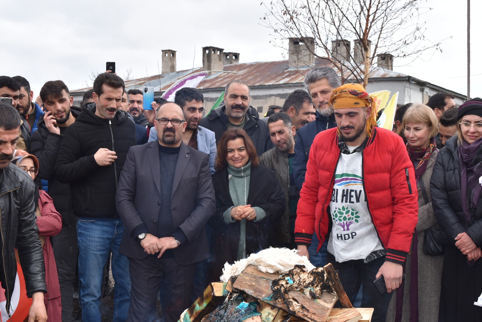 hdp,-karsta-nevruz-bayramini-kutladi-(10).jpeg