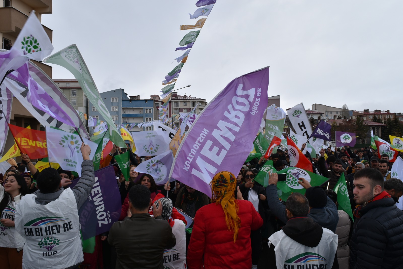 hdp,-karsta-nevruz-bayramini-kutladi-(7).jpeg