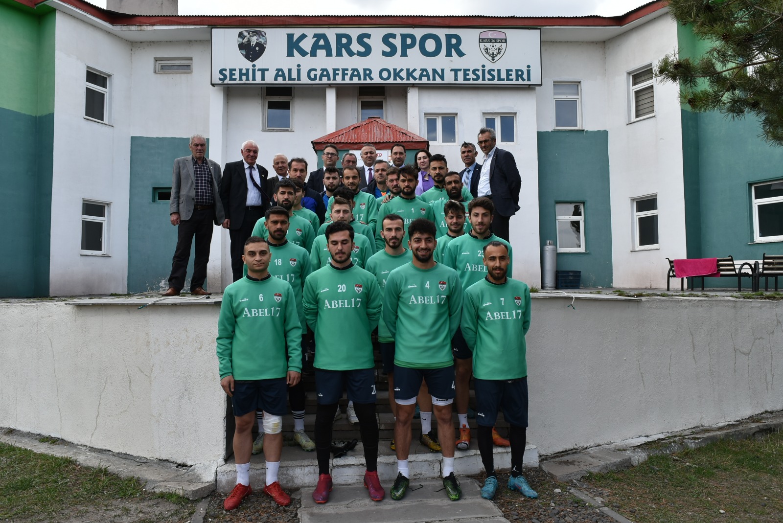 iyi-parti-kars-milletvekili-adaylari-kars-36-spor’u-ziyaret-etti-(2).jpeg