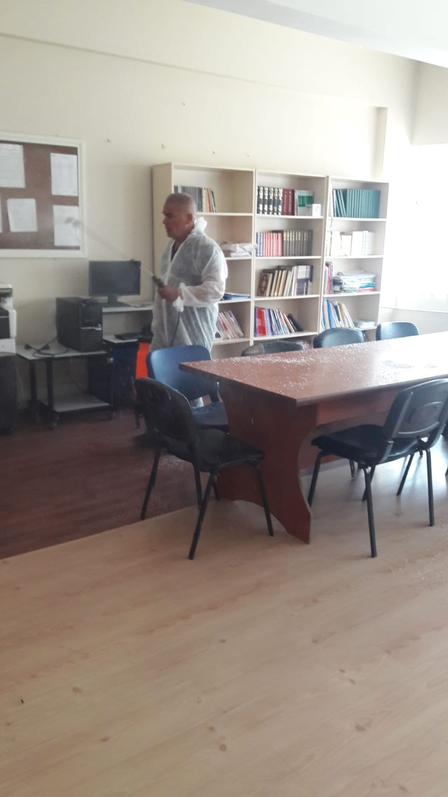 kagizman’da-lgs-oncesi-okullar-dezenfekte-ediliyor-(4).jpg