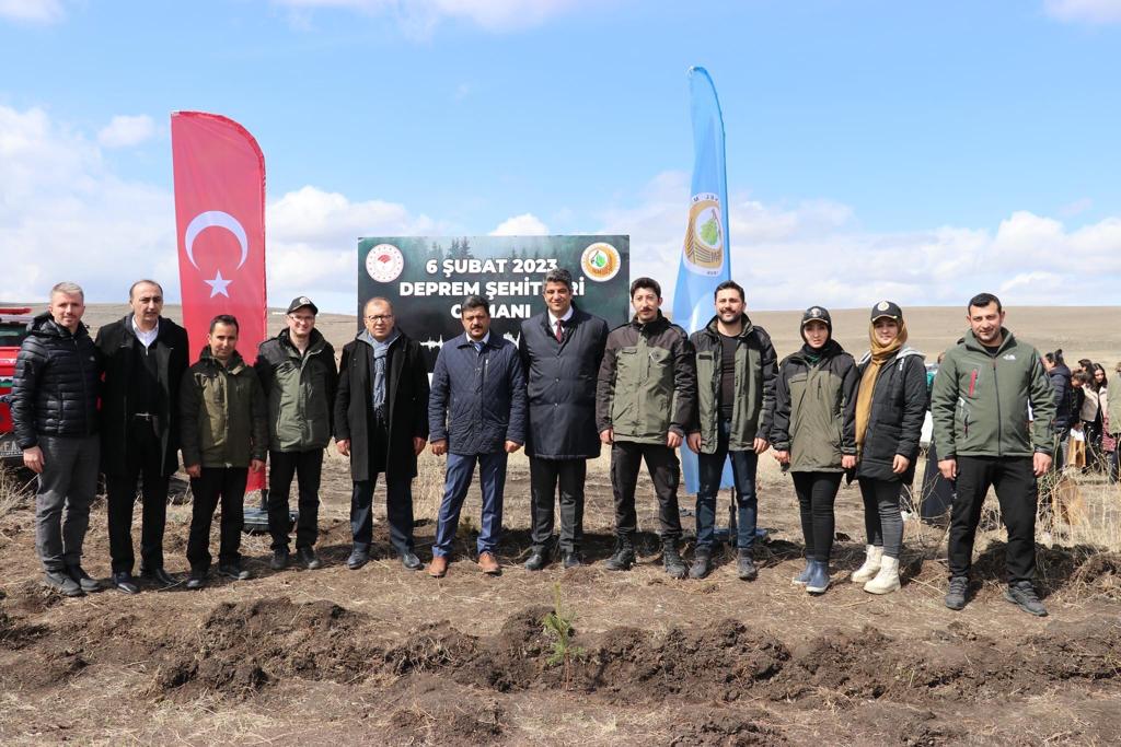 kars’ta-‘6-subat-deprem-sehitleri-ormani’-olusturuldu-(1).jpg