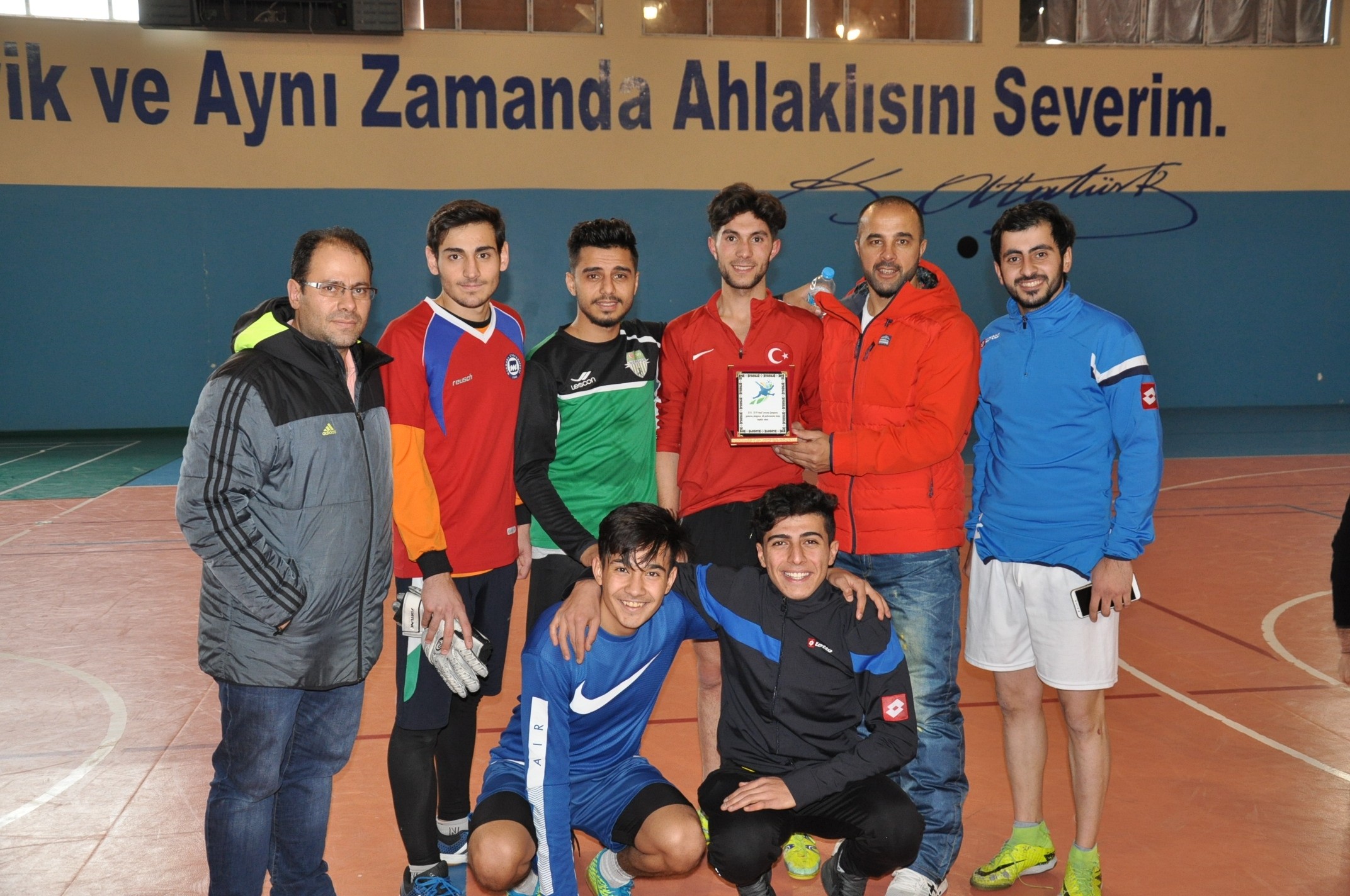 kars’ta-futsal-turnuvasi-sona-erdi-(2).jpg