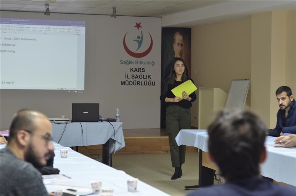 kars’ta-kronik-hastaliklari-egitimi-verildi-(3).jpg