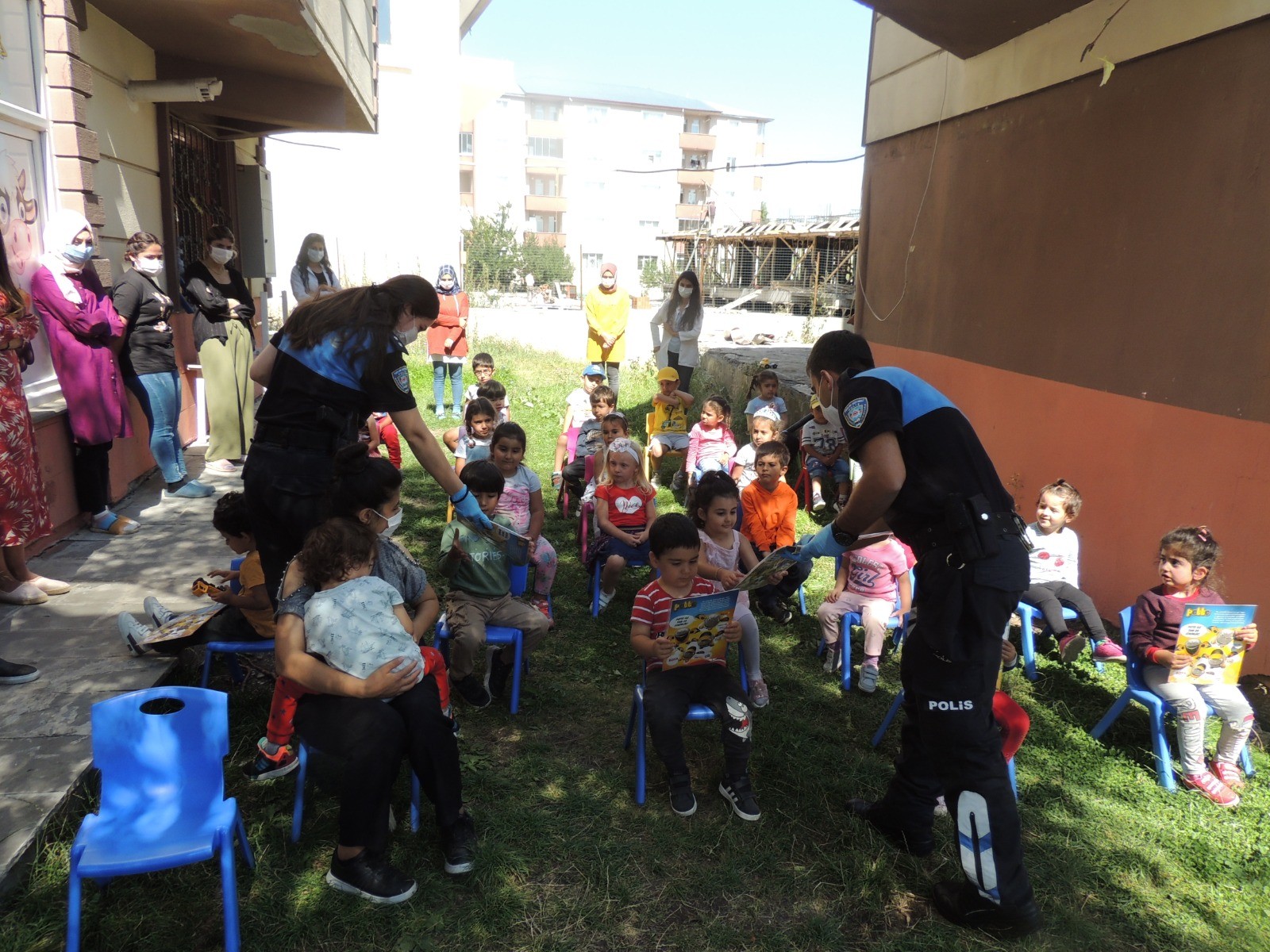 kars’ta-minikler-bilgilendirildi-(3).jpg
