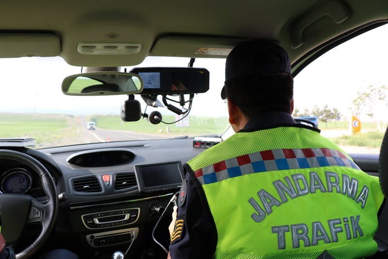 kars’ta-radarli-trafik-kontrolu-(2).jpg