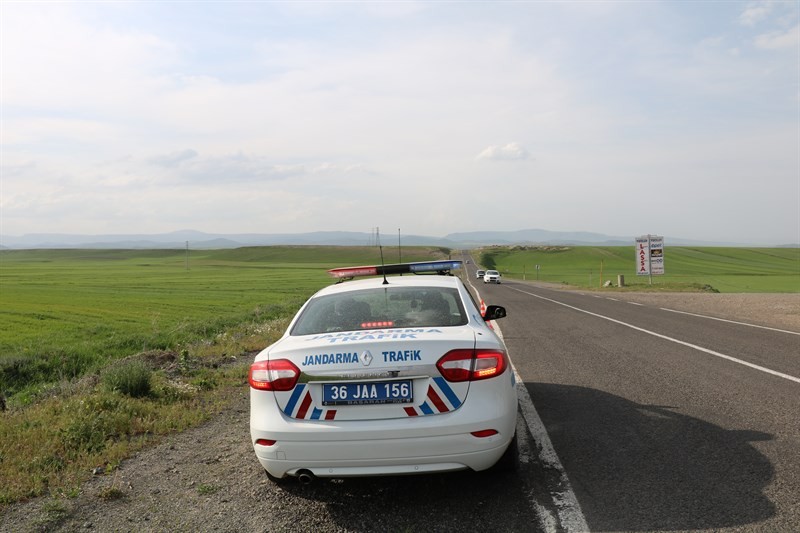 kars’ta-radarli-trafik-kontrolu-(3).jpg