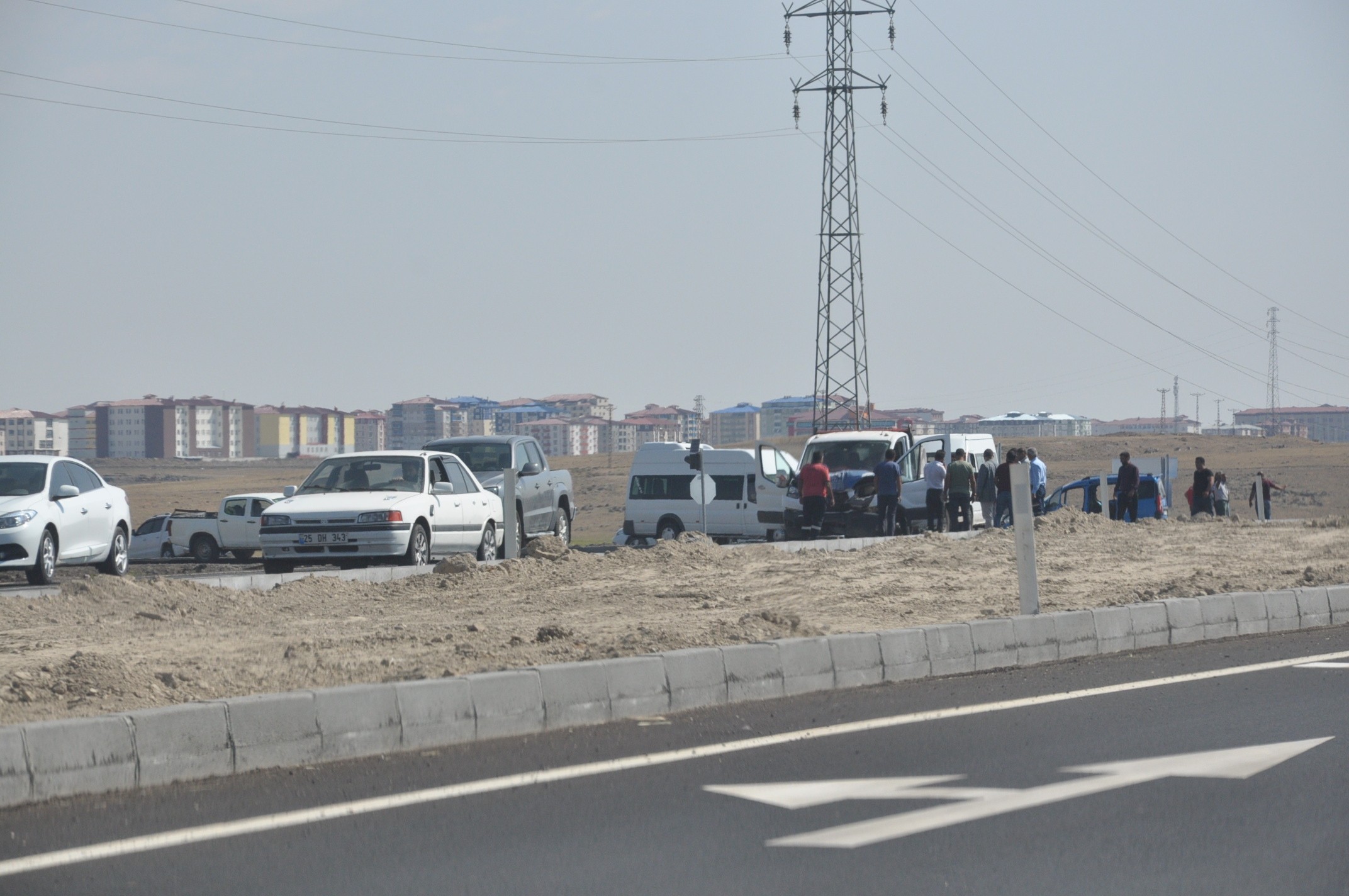 kars’ta-trafik-kazasi-2-yarali-(4).jpg