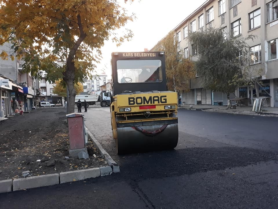 kars’ta-yol-calismalari-tam-hiz-suruyor-(5).jpg