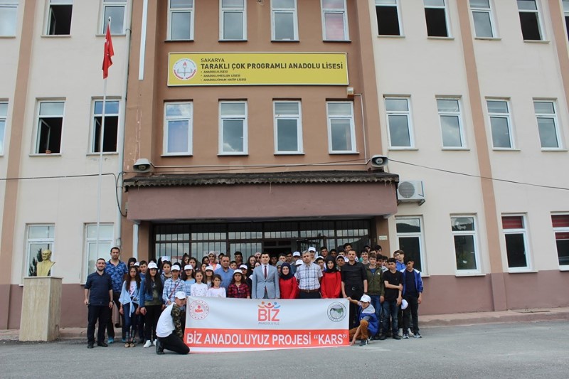 kars’tan-giden-75-ogrenci-tarakli’ya-hayran-kaldi-(4).jpg