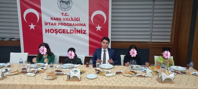 kars-valiligi’nden-sevgi-evleri-cocuklarina-iftar-(2).jpeg