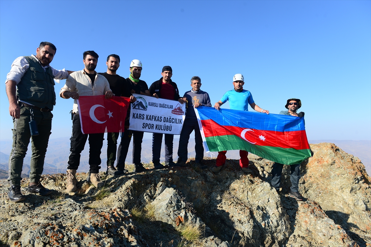 karsli-dagcilar-azerbaycana-destek-verdi-(6).jpg
