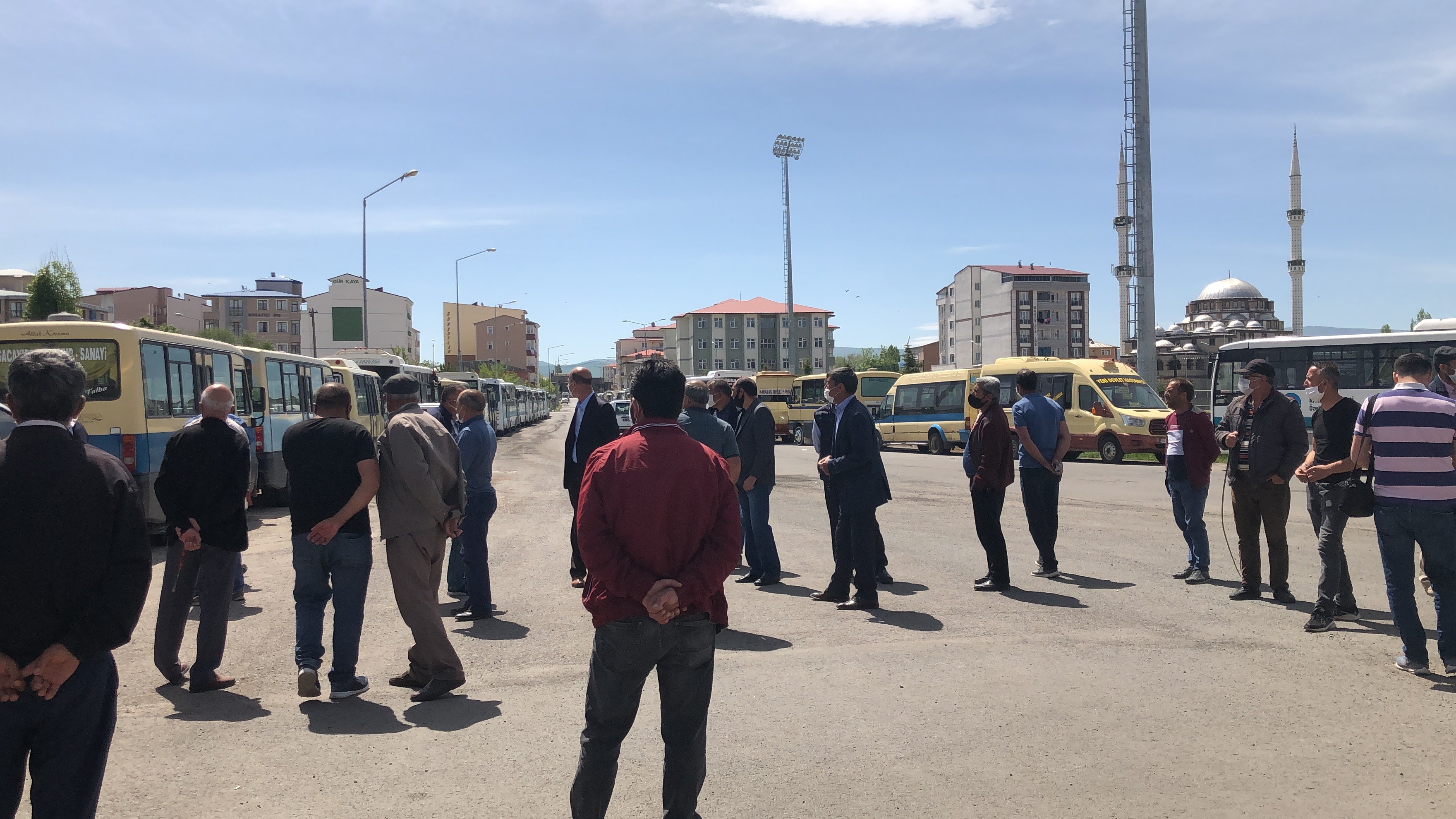 karsli-dolmuscular-yetkililere-seslendi-(4).jpg