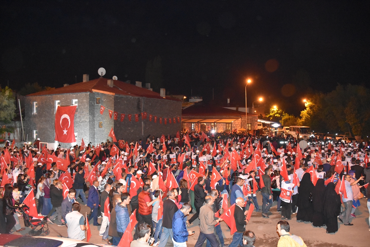 karsta-15-temmuz-demokrasi-ve-milli-birlik-gunu-(3).jpg