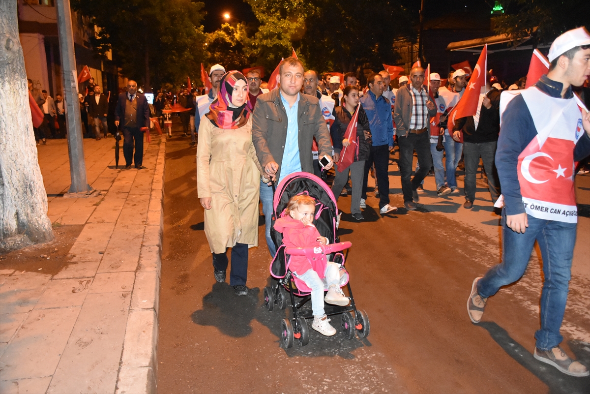 karsta-15-temmuz-demokrasi-ve-milli-birlik-gunu-(5).jpg