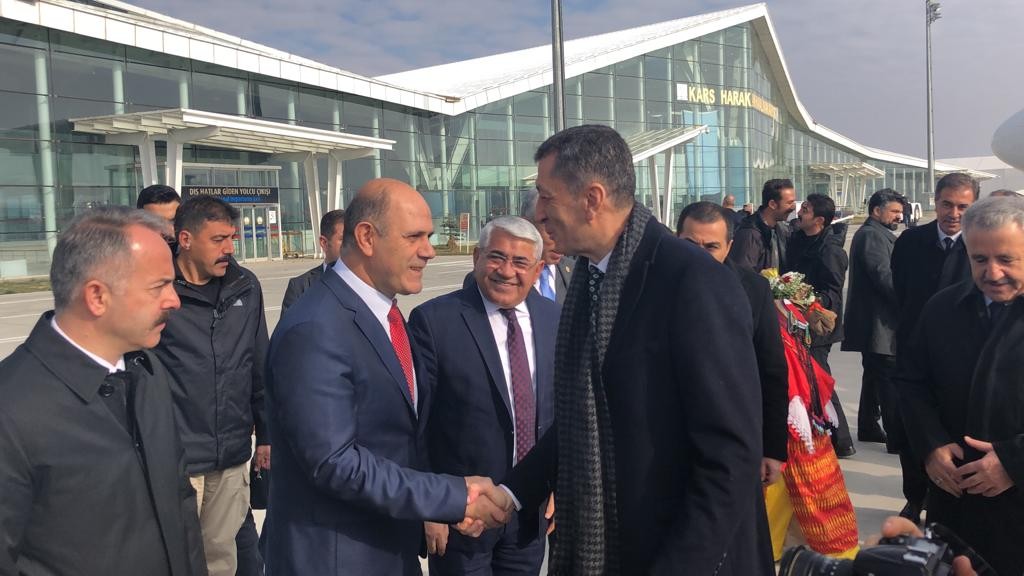 milli-egitim-bakani-ziya-selcuk,-kars’ta-(6).jpg
