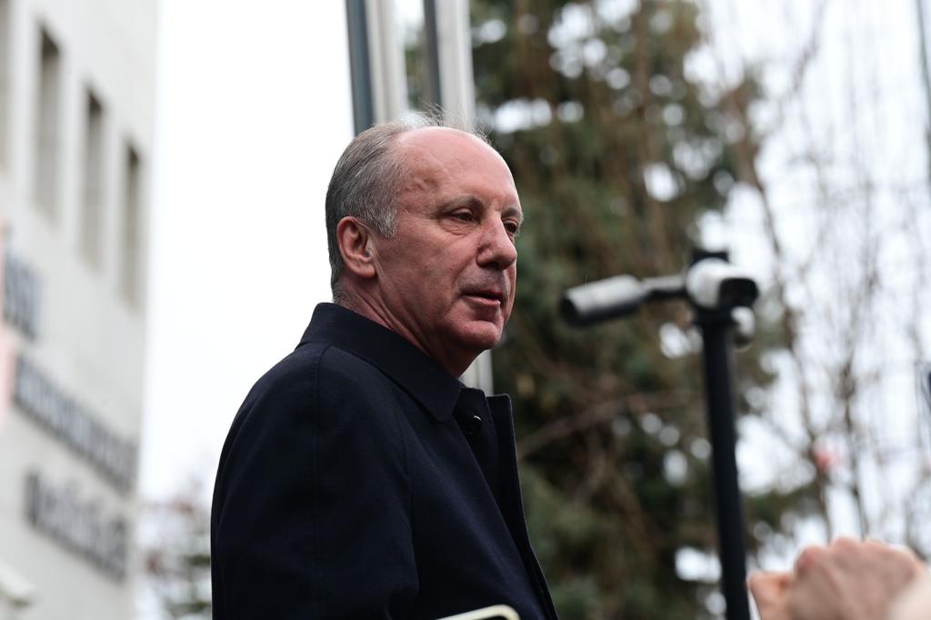 muharrem-ince-yarin-adaylik-basvurusunu-yapiyor-(3).jpg