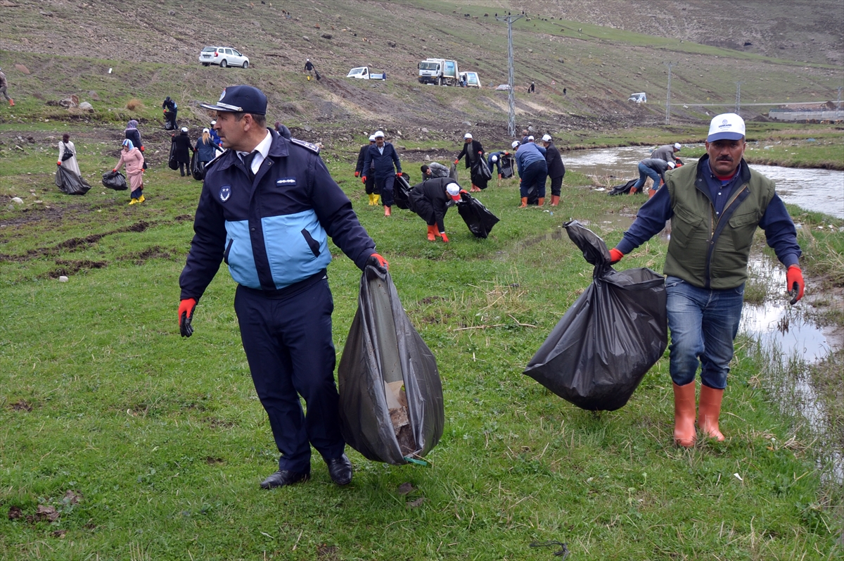 sarikamista-sehitler-diyarini-temiz-tutalim-kampanyasi--(4).jpg