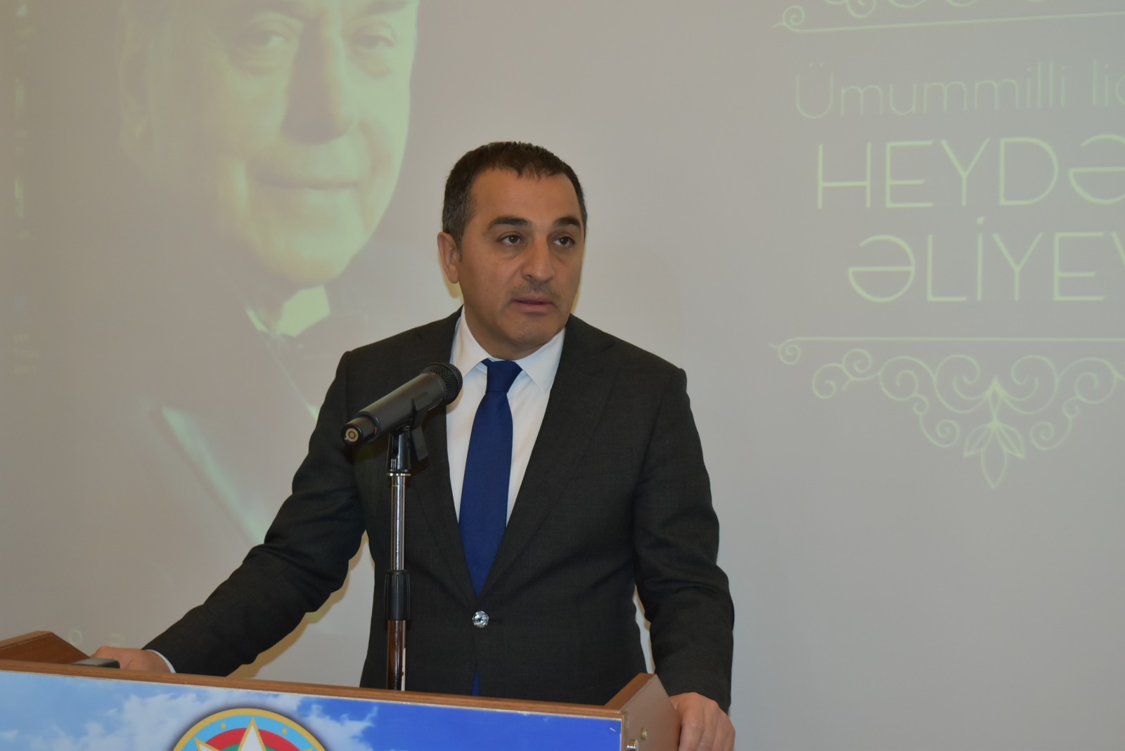 vali-oksuz,-“haydar-aliyev-unutulmaz-bir-lider-ve-onemli-bir-devlet-adamidir”-(1).jpeg
